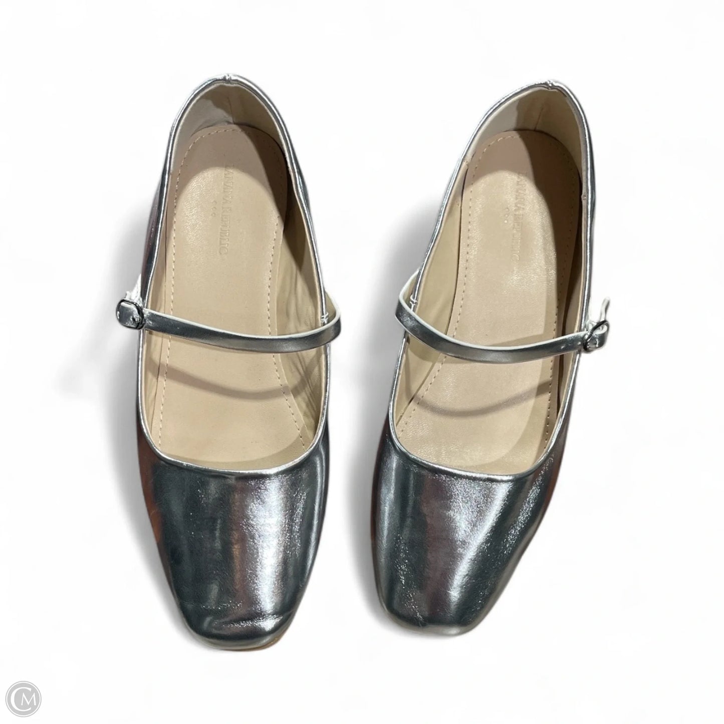 Shoes Flats By Banana Republic In Silver, Size: 7