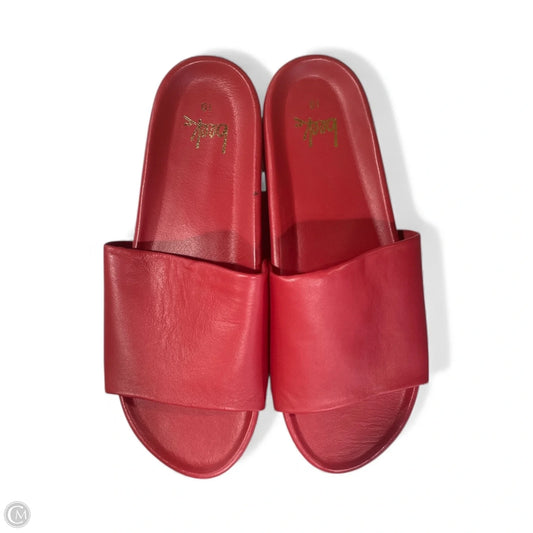 Sandals Flats By Clothes Mentor In Red, Size: 10