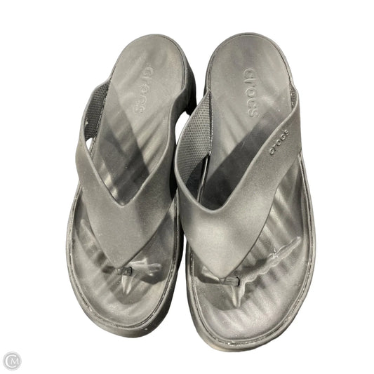 Sandals Heels Platform By Crocs In Black, Size: 11
