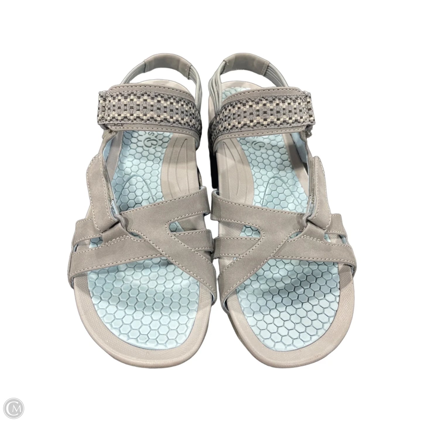 Sandals Flats By Bare Traps In Grey, Size: 10