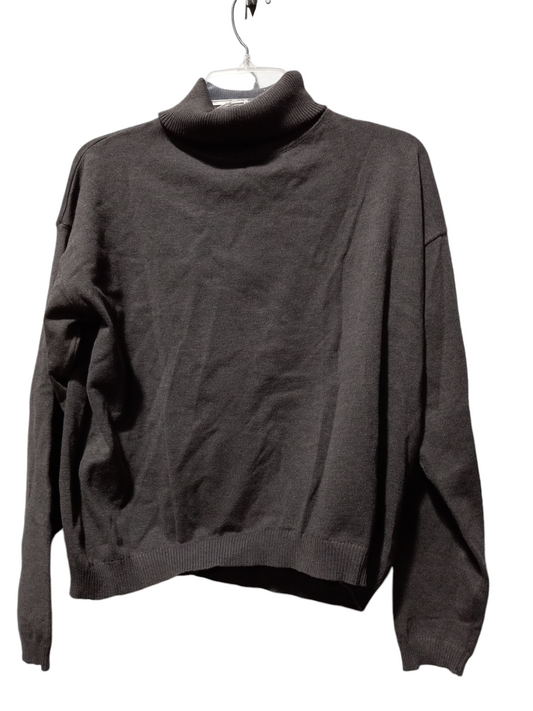 Sweater By Clothes Mentor In Grey, Size: Xl