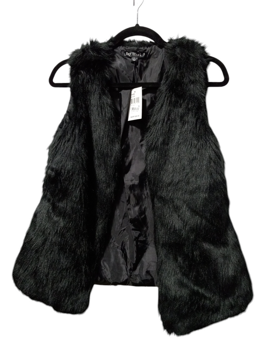 Vest Faux Fur & Sherpa By Say What In Black, Size: L