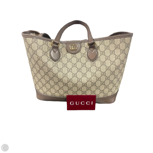 Handbag Luxury Designer By Gucci, Size: Medium