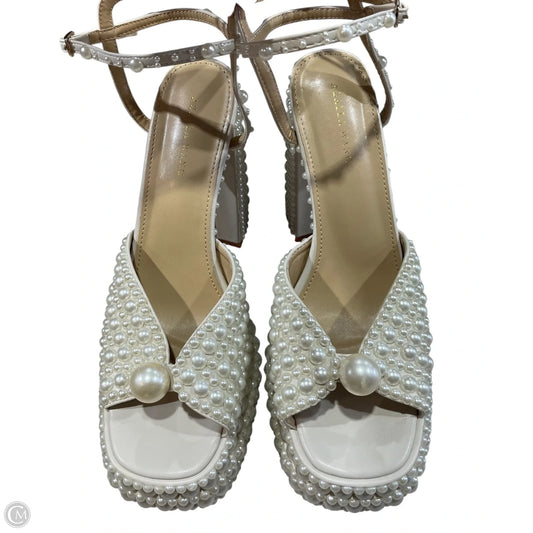 Shoes Heels Block By Clothes Mentor In White, Size: 10
