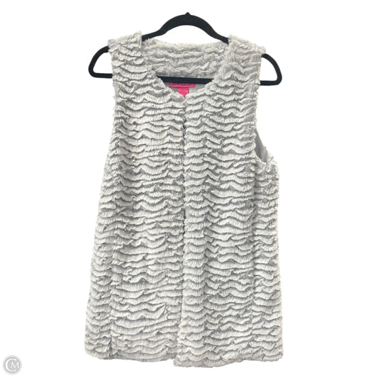 Vest Faux Fur & Sherpa By Betsey Johnson In Grey, Size: M