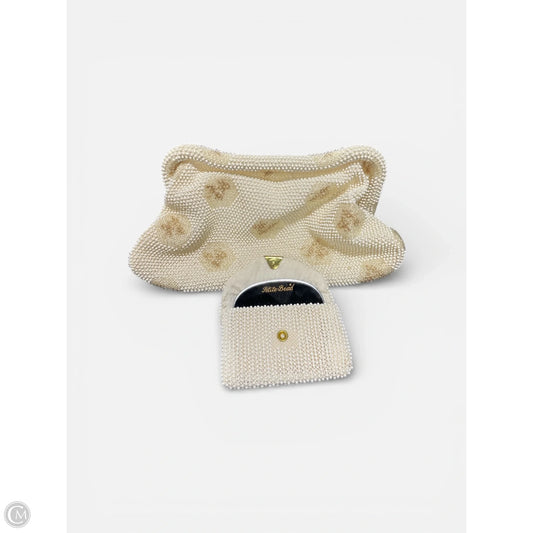 Clutch By Clothes Mentor, Size: Small