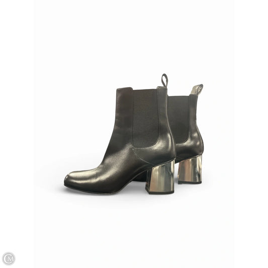 Boots Luxury Designer By Gucci In Black & Silver, Size: 9