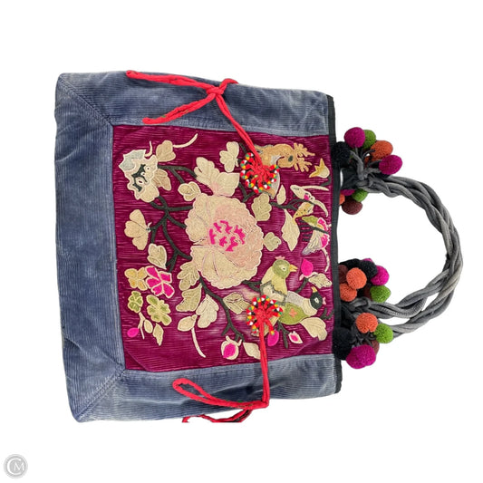 Tote By Clothes Mentor, Size: Medium