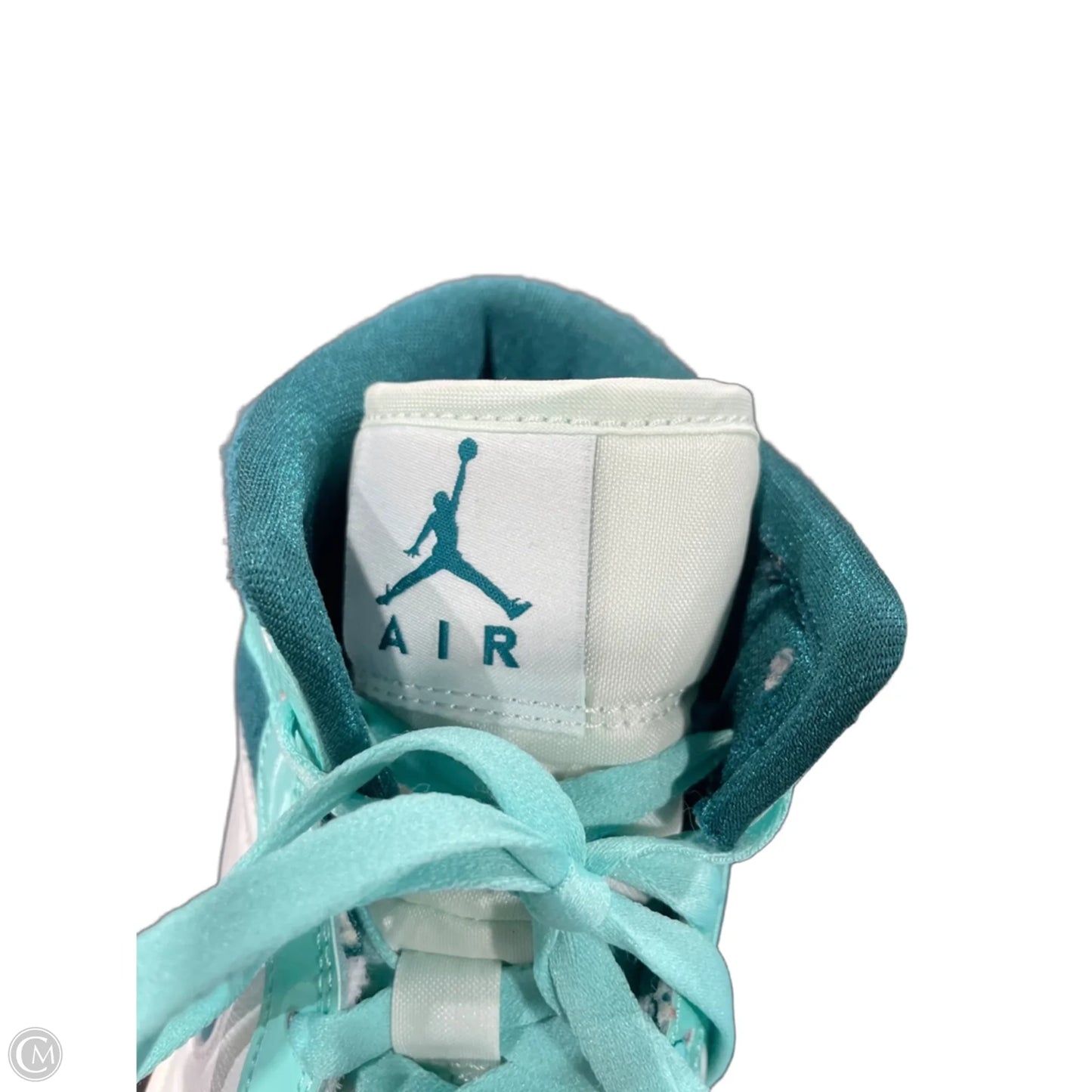 Shoes Luxury Designer By Jordan In Green & White, Size: 8.5
