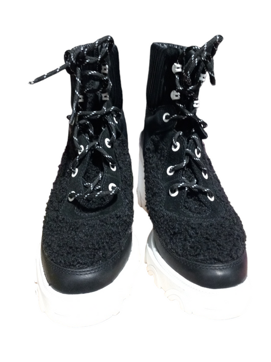 Boots Combat By Sorel  Size: 10.5