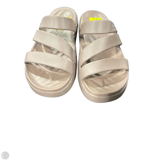 Shoes Flats By Crocs In Brown, Size: 9